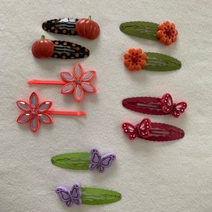 Hair clips.